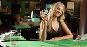 Dashboard akun anekaslot menampilkan pilihan deposit, riwayat transaksi, dan tombol bermain Mahjong Ways